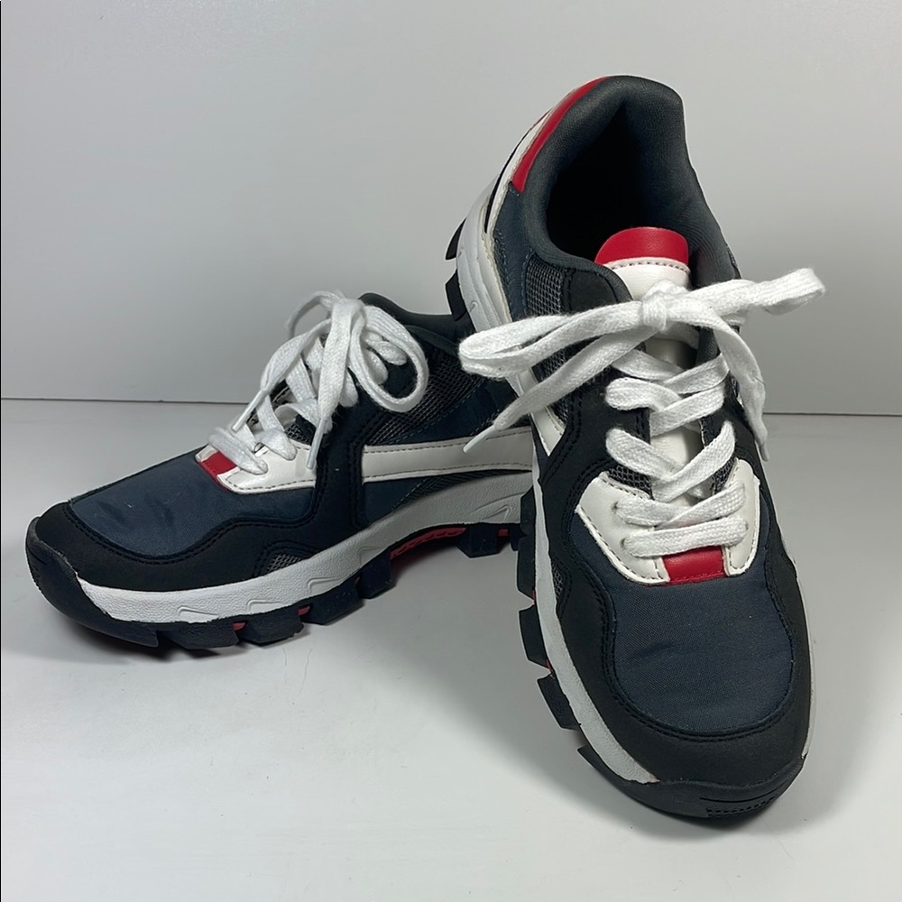 NWOT Mango Stylish Black and White Sneakers with Red Accents size EU 36